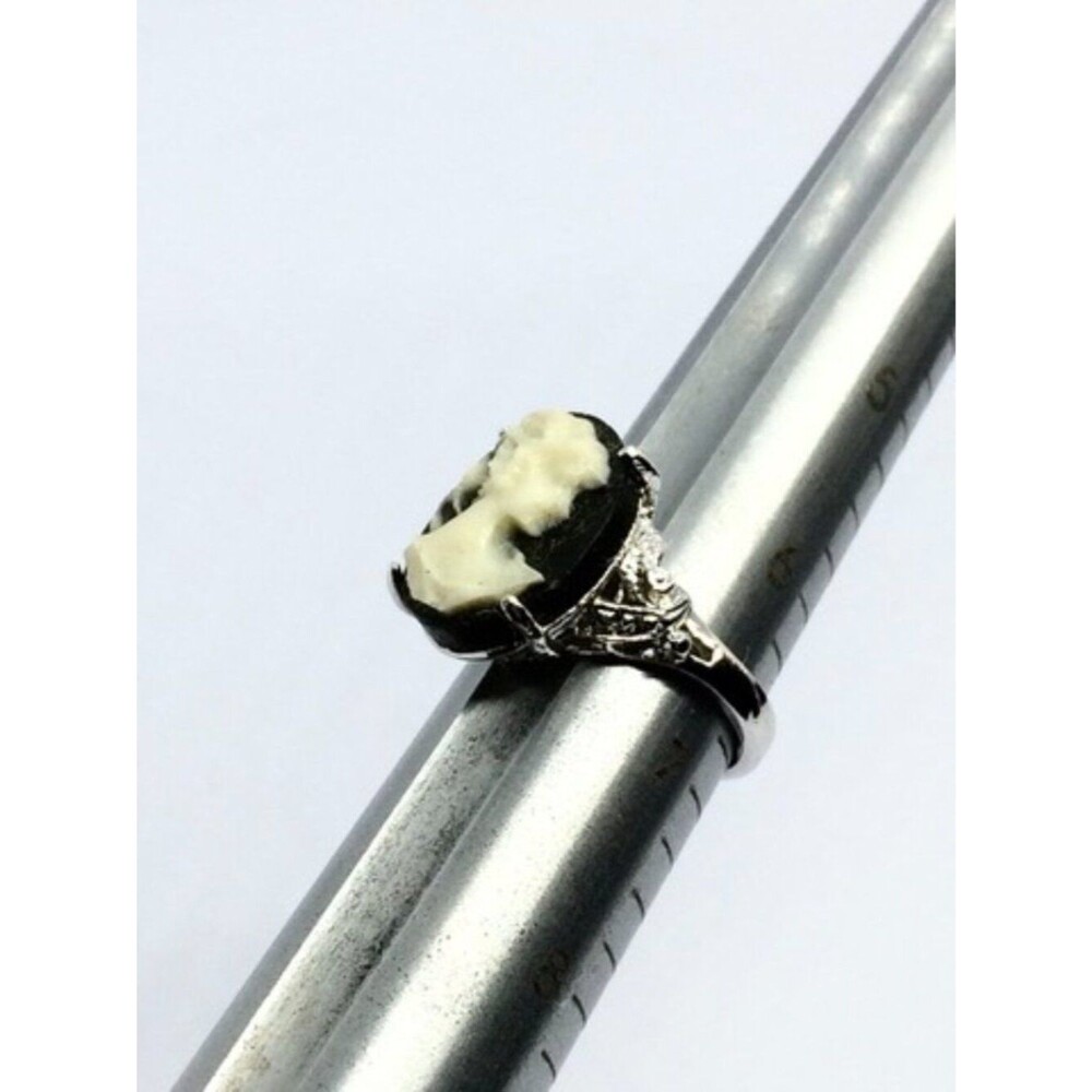 Vintage Cameo Ring 14k GE Silver Tone Resin Black Statement Lady 6.75 - Picture 13 of 15